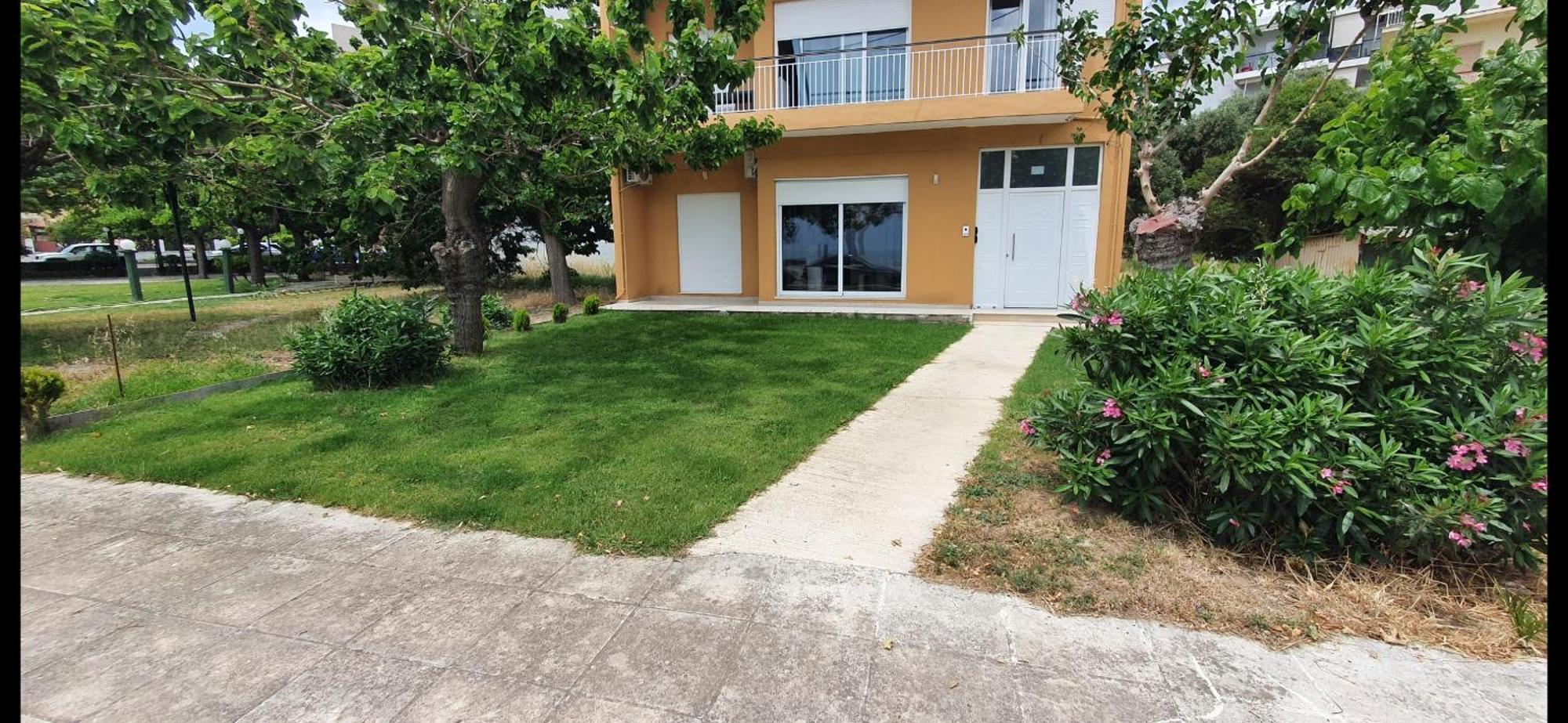 Nafpaktos Beach House Sea View Apartment First Floor Екстер'єр фото