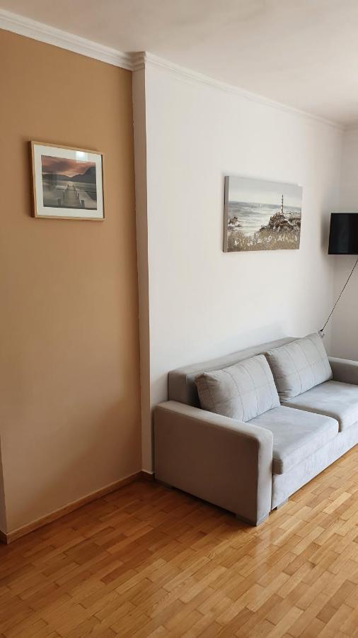 Nafpaktos Beach House Sea View Apartment First Floor Екстер'єр фото