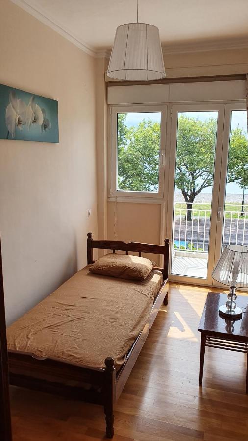 Nafpaktos Beach House Sea View Apartment First Floor Екстер'єр фото